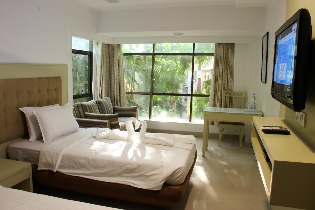 Golden Chariot The Boutique Hotel Mumbai Exterior photo