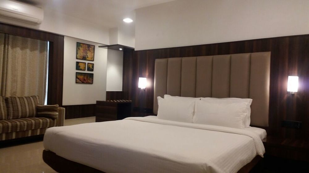 Golden Chariot The Boutique Hotel Mumbai Exterior photo